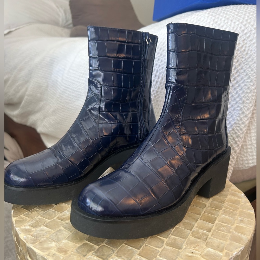 Stuart Weitzman Croc-Embossed Navy Platform Ankle Boots
